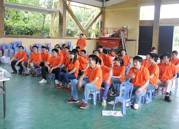 2015年拓展训练沟通与合作