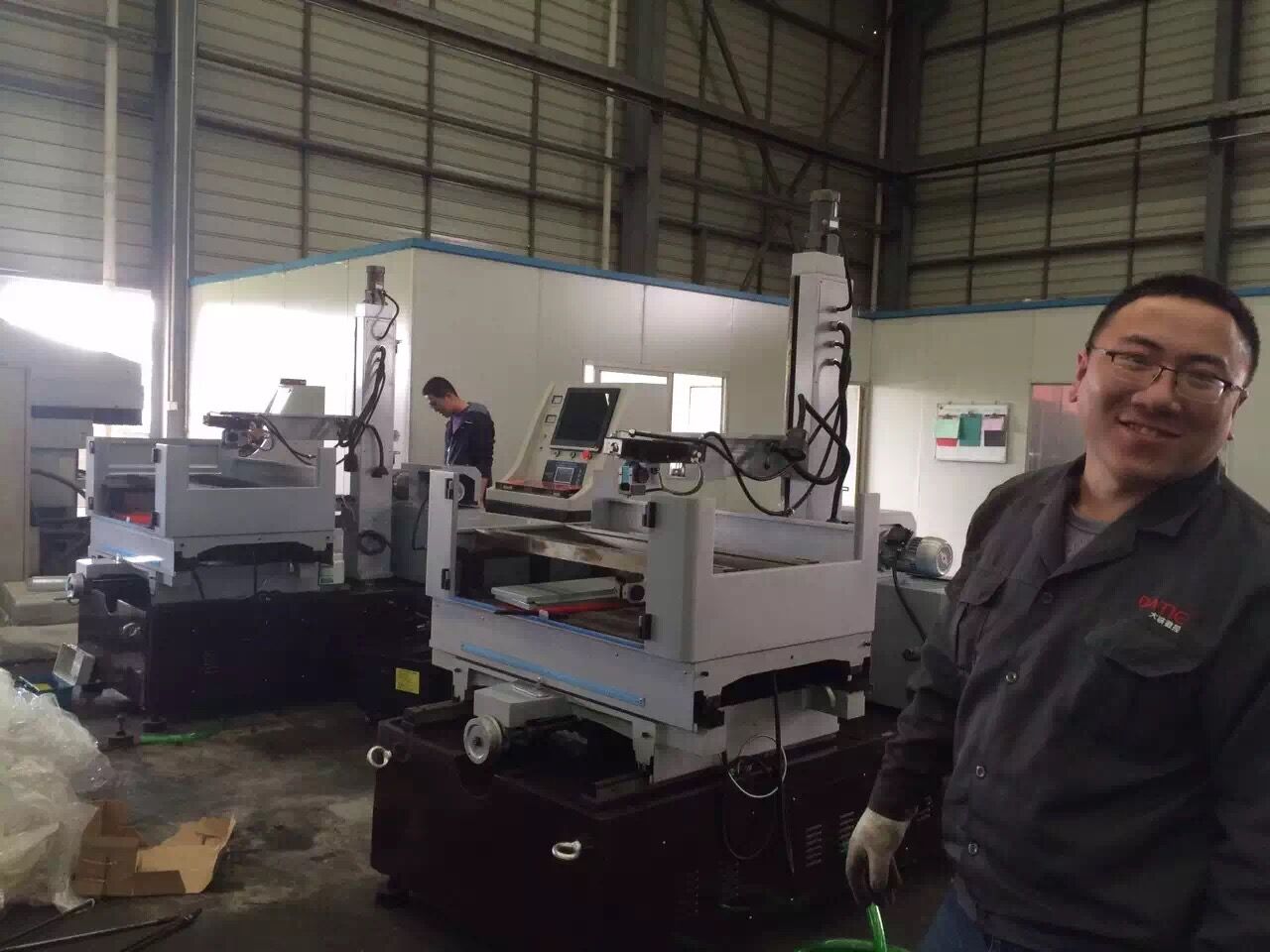 快走丝线切割实地安装照片