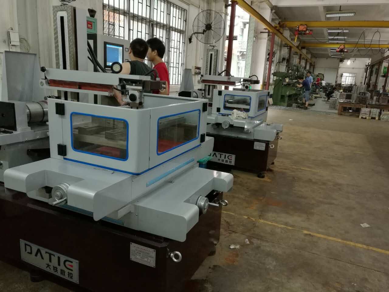 电竞娱乐tv现场安装照片