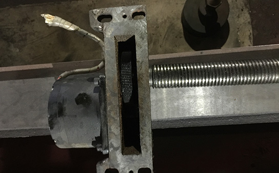 电竞娱乐tv丝杆齿轮如何更换