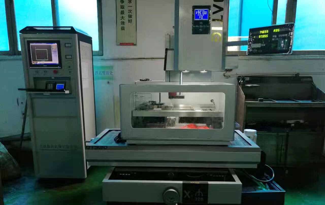 东莞常平电竞娱乐tv实地客户现场