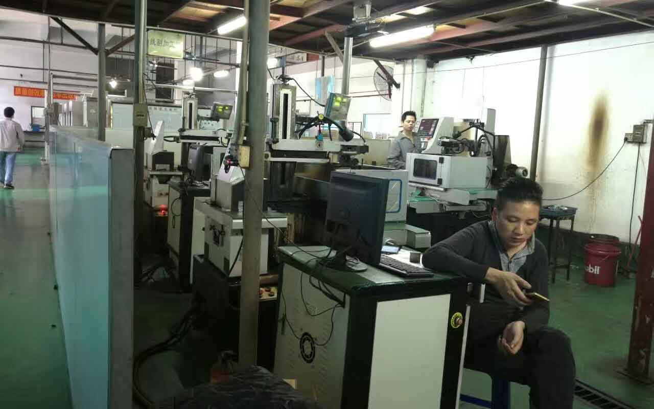 东莞常平电竞娱乐tv实地客户加工现场