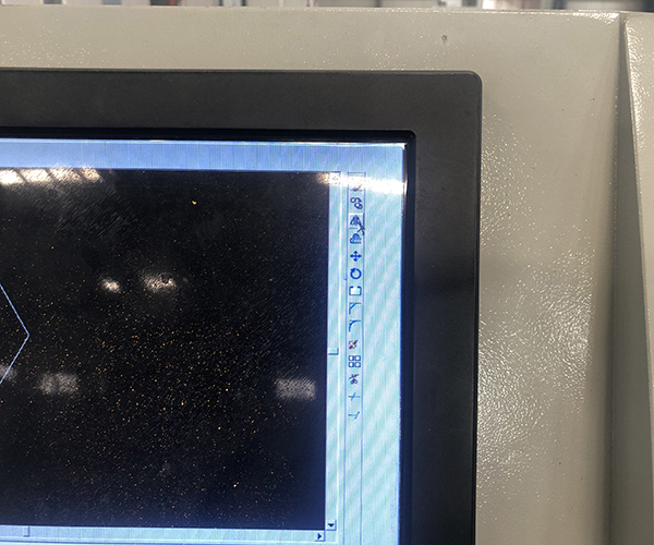 X8线切割系统画图镜像操作教程1