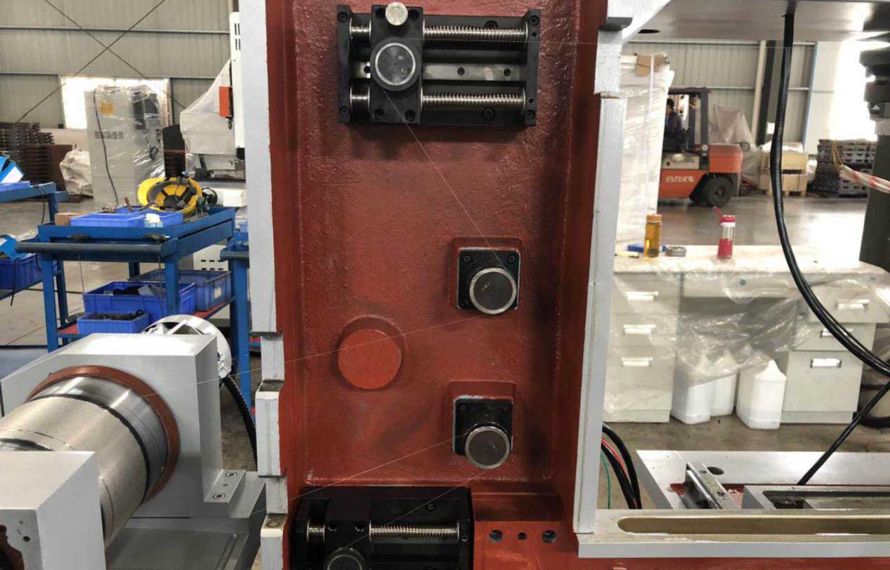 中走丝紧丝结构