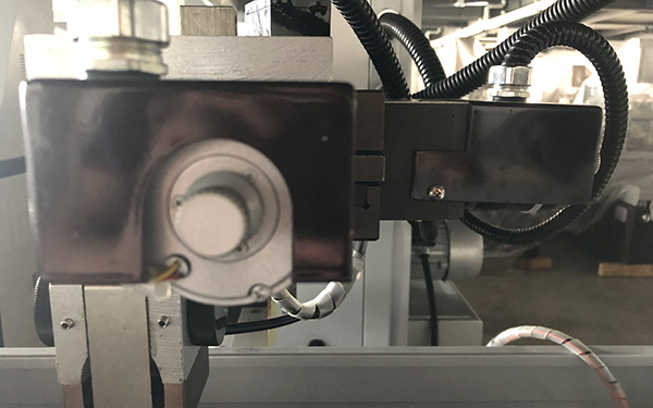 电竞娱乐tv锥度头