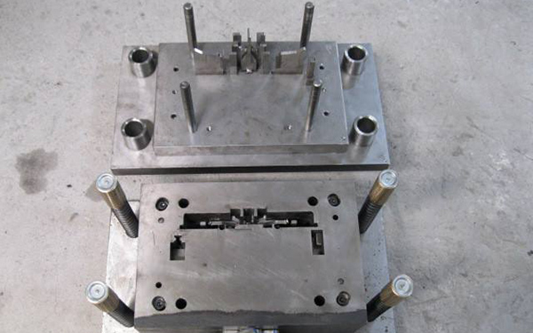 深圳（爱迪尔电子）电竞娱乐tv实地客户电子模具